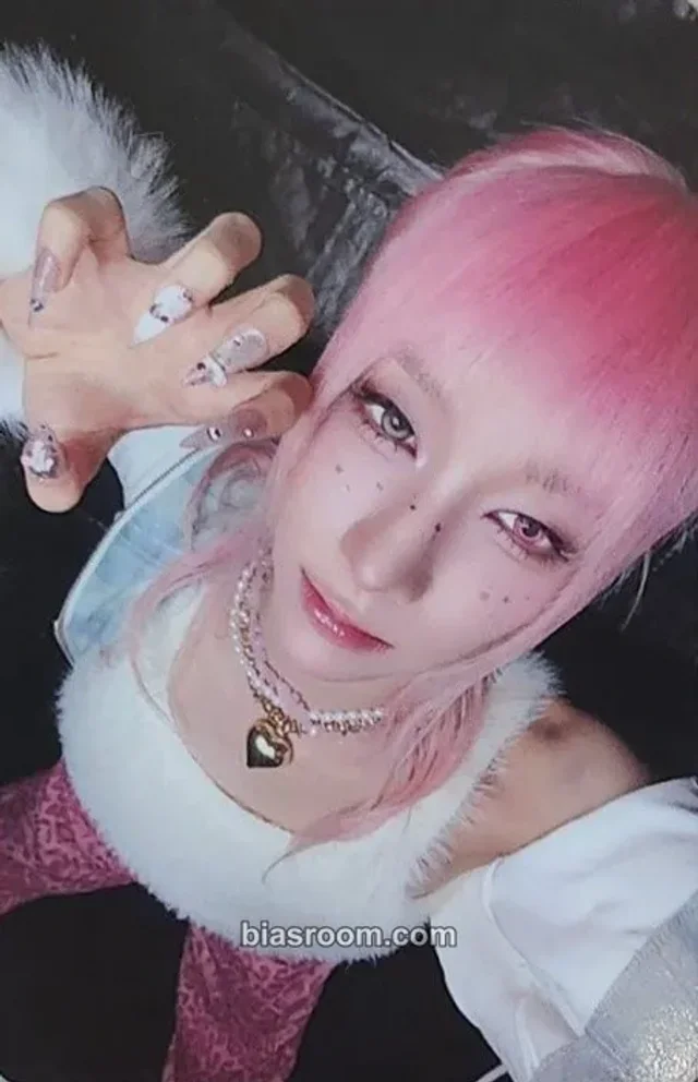 Rui XLOV I, God K-pop photocard
