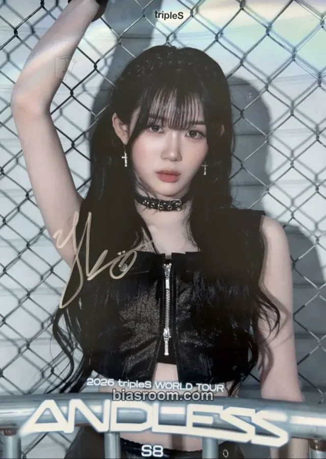 Yubin tripleS 4th World Tour <ANDLESS> K-pop photocard