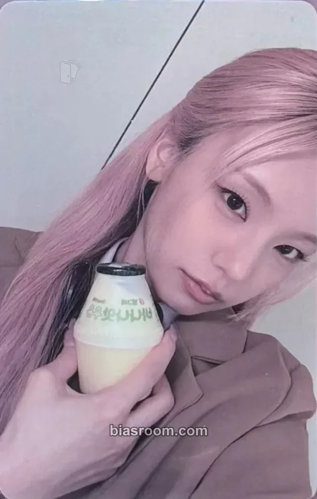 Yeji ITZY Motto K-pop Photocard
