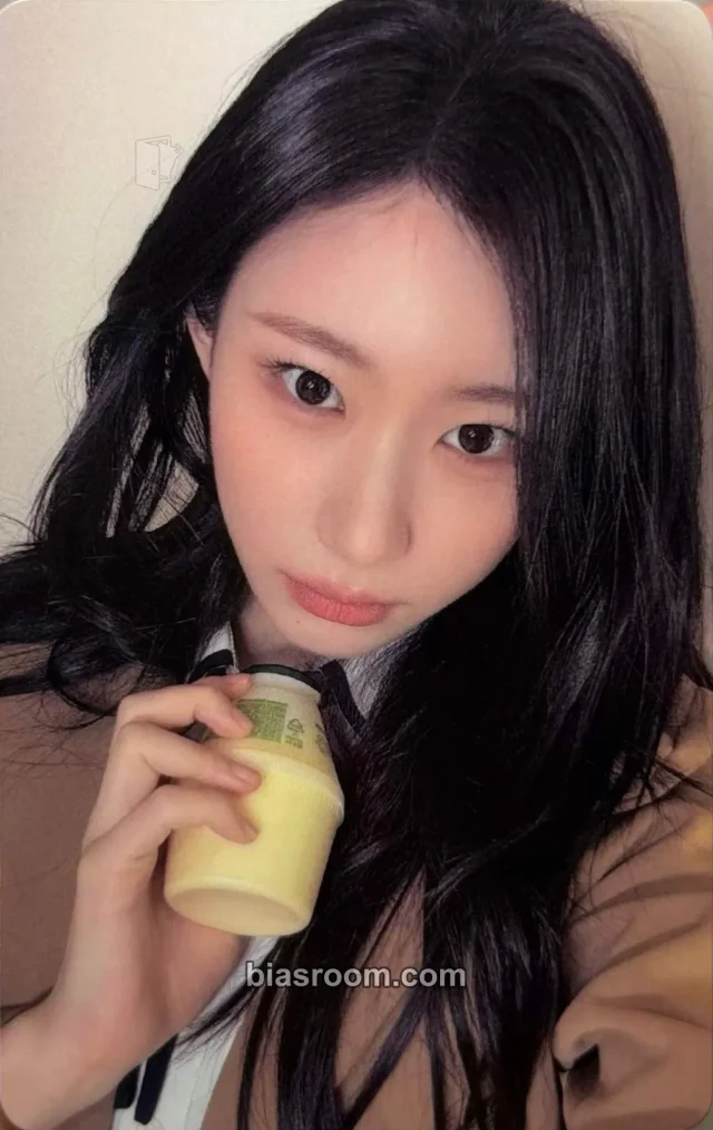 Chaeryeong ITZY Motto K-pop photocard