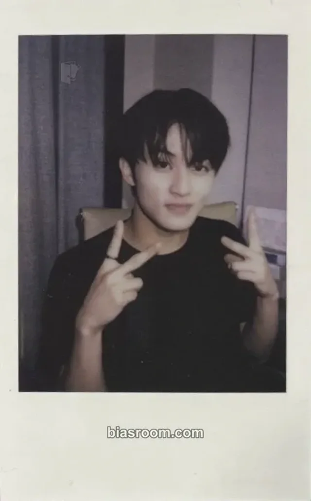 Mark NCT DREAM Dreamscape K-pop photocard