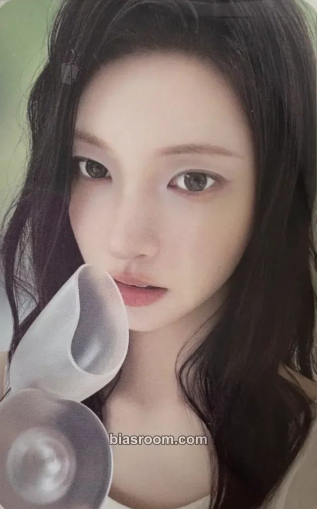 Yunah ILLIT BREAK EVEN K-pop photocard