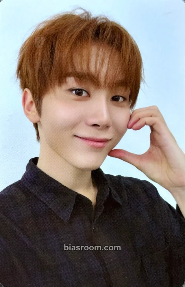 Seungkwan SEVENTEEN 2026 SVT 10TH FAN MEETING <SEVENTEEN in CARAT LAND> MEMORY BOOK - Digicode K-pop photocard