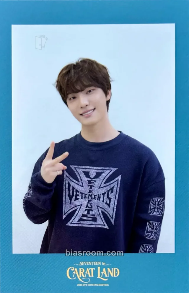 Dino SEVENTEEN 2026 SVT 10TH FAN MEETING <SEVENTEEN in CARAT LAND> MEMORY BOOK - Digicode K-pop photocard