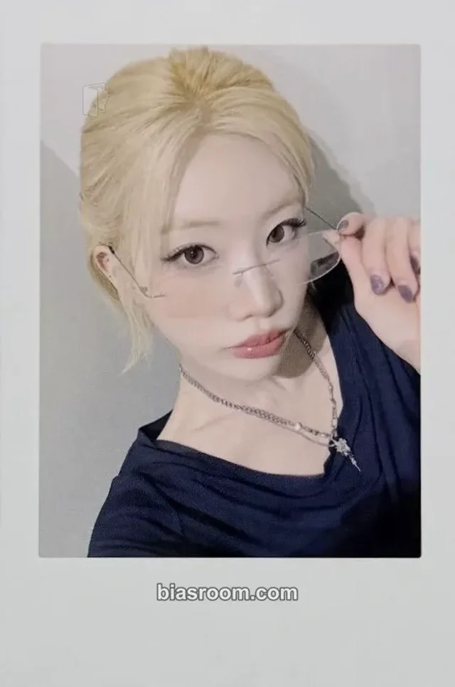 Kim Lip ARTMS Hyper-Ego K-pop photocard