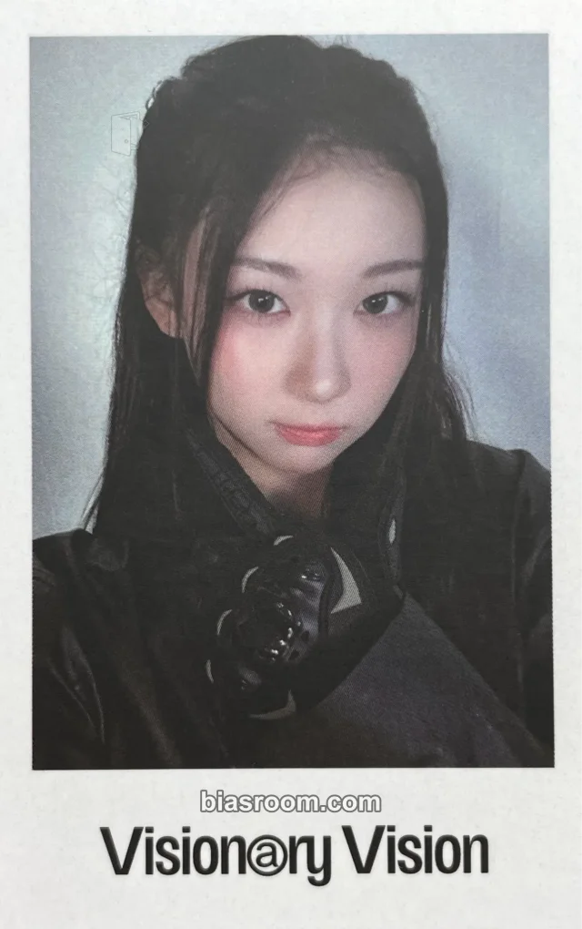 Kaede tripleS Performante K-pop photocard