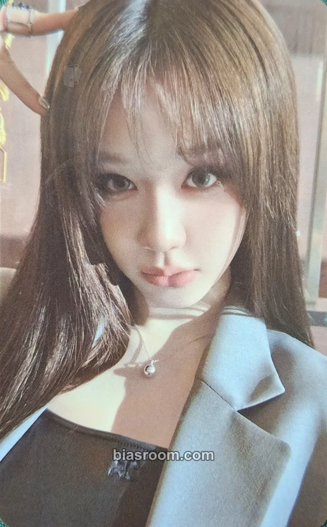 Pharita BABYMONSTER CHOOM K-pop photocard