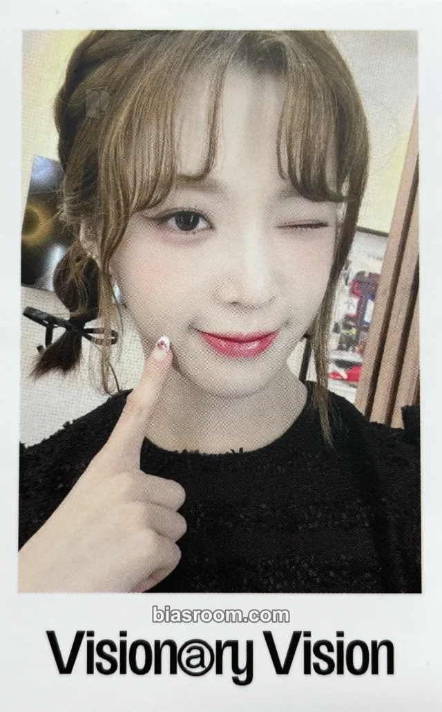 Nien tripleS Performante K-pop photocard