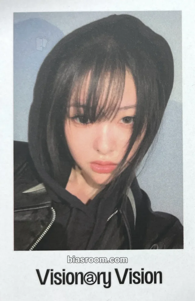 Lynn tripleS Performante K-pop photocard