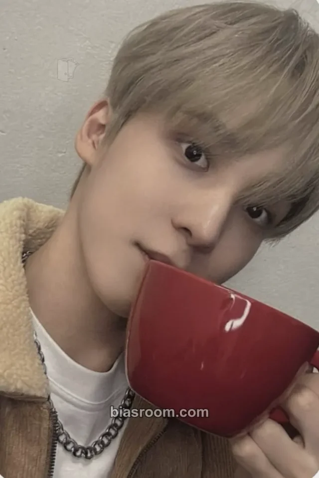 Yunho ATEEZ GOLDEN HOUR : Part.5 K-pop Photocard