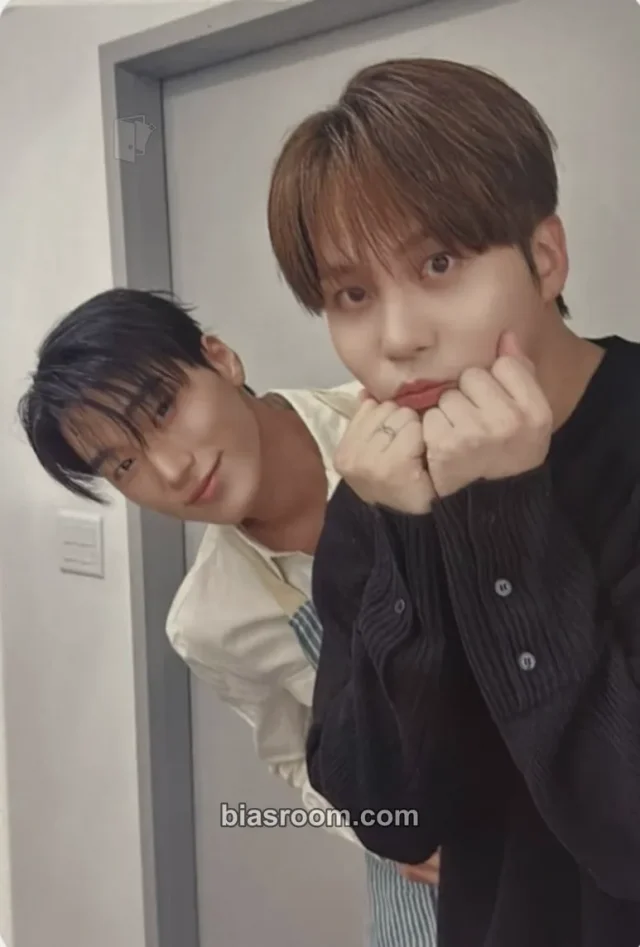 Photocard K-pop di ATEEZ GOLDEN HOUR : Part.5