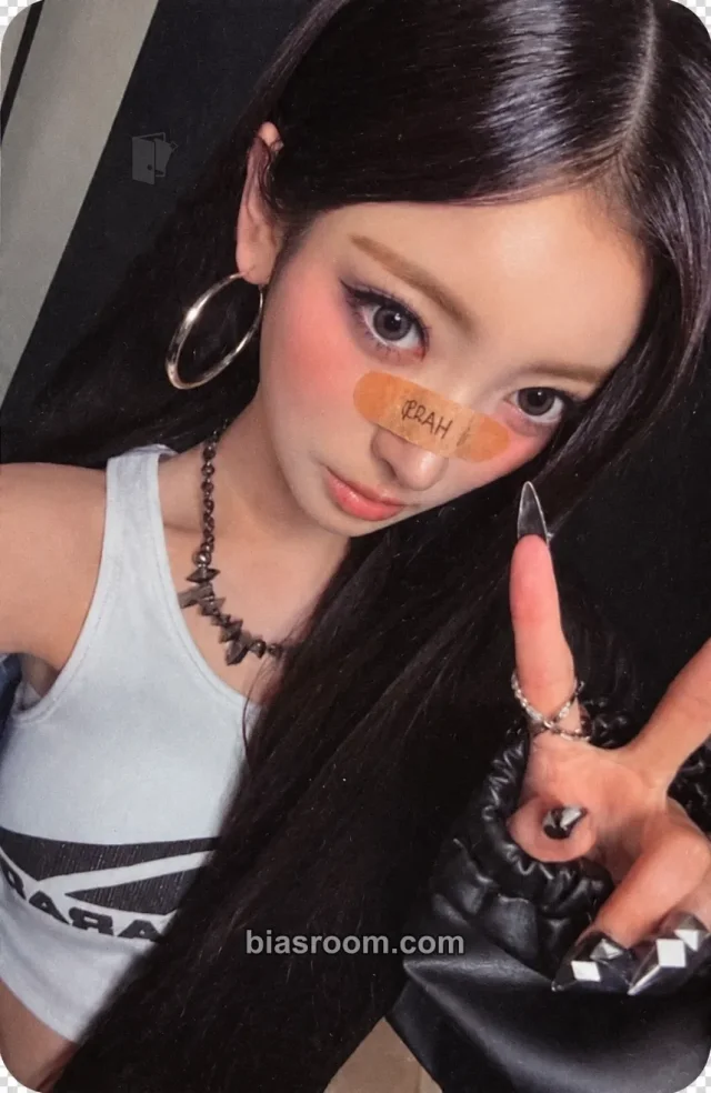 Anna MEOVV GO HARD K-pop photocard