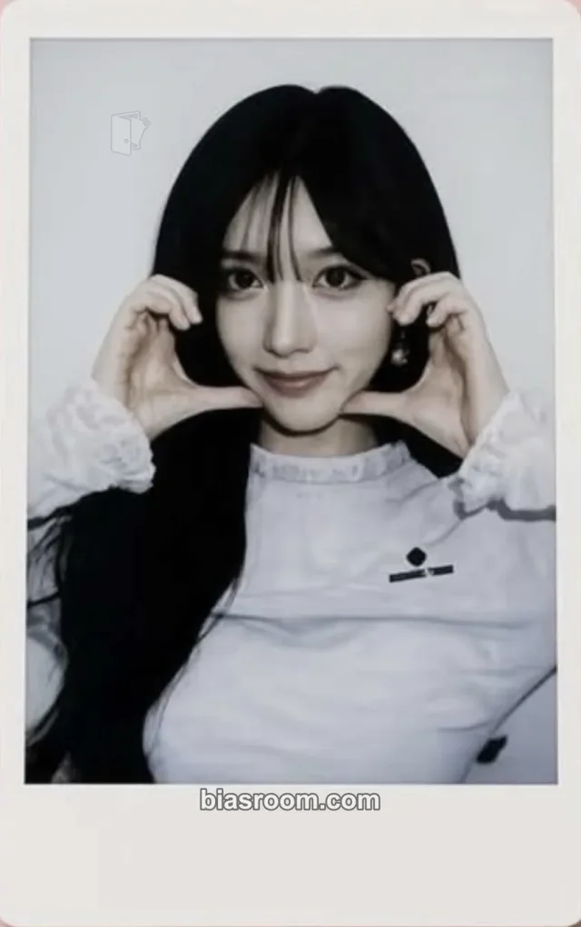 Gaeul IVE REVIVE+ K-pop photocard