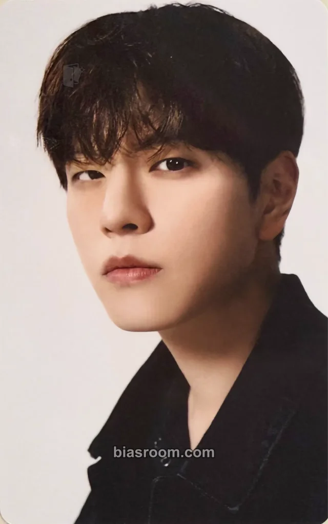 Seungmin Stray Kids JYP Flagship Tokyo K-pop photocard