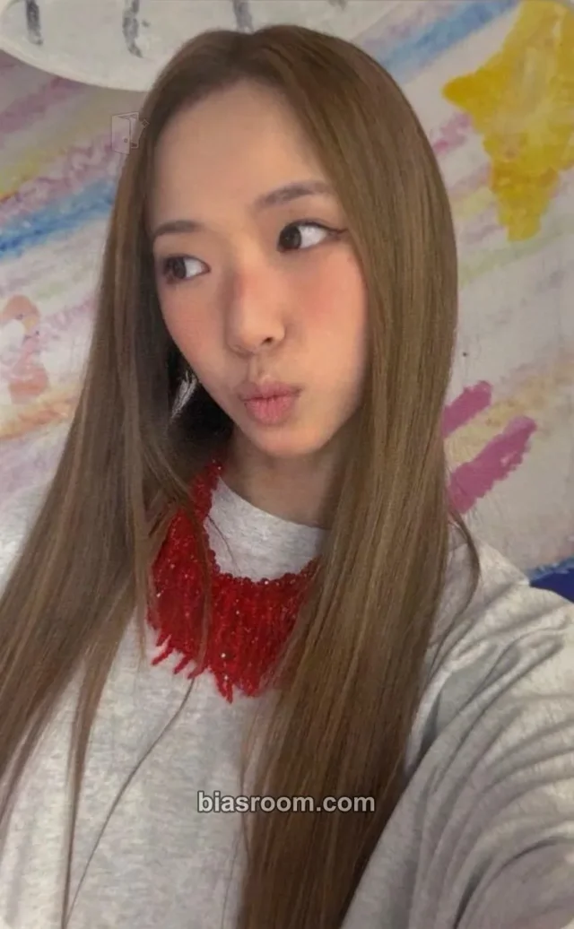 Elena TUIDE TUNE & PLAY K-pop photocard