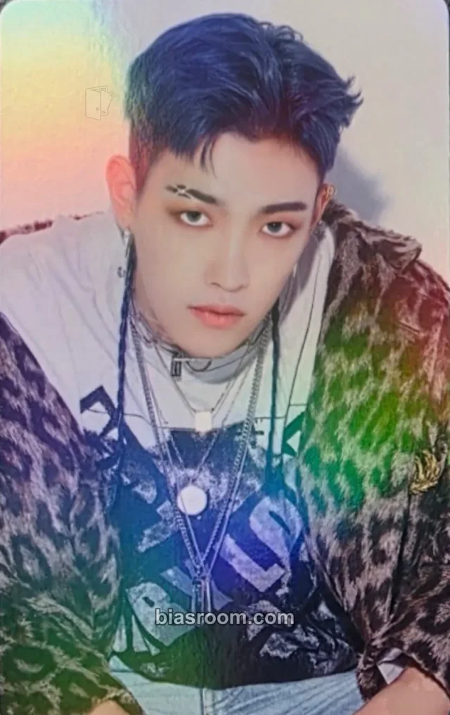 Hongjoong ATEEZ Higher Timepiece × ATEEZ K-pop Photocard