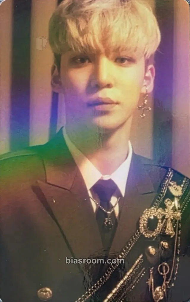 Photocard K-pop de Yunho ATEEZ Higher Timepiece × ATEEZ