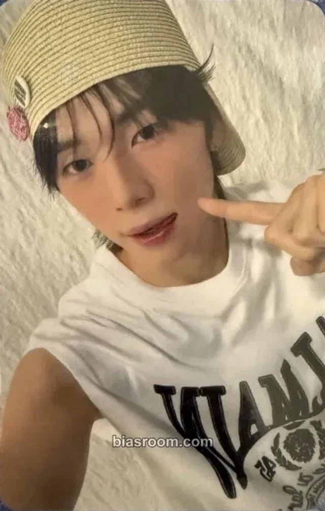 So Geon NEXZ Saucin' K-pop photocard