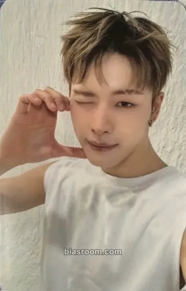 Haru NEXZ Saucin' K-pop photocard
