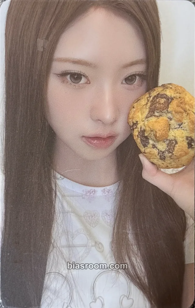 Haum KiiiKiii WhyKiiiKiii K-pop photocard
