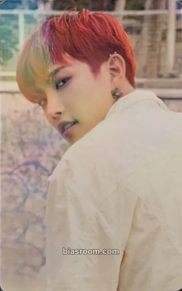 Hongjoong ATEEZ Higher Timepiece × ATEEZ K-pop photocard