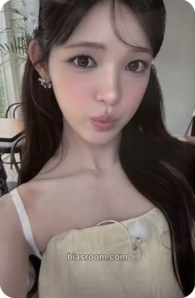 Photocard K-pop Yuha Hearts2Hearts Lemon Tang