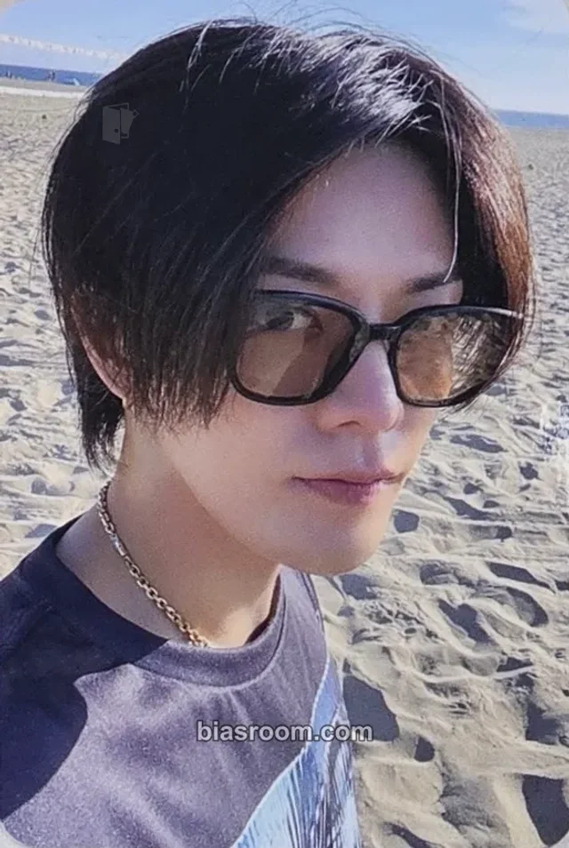 Yuta NCT 127 BLINGY K-pop photocard