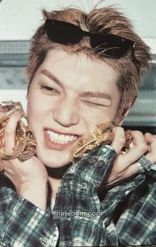 Taeyong NCT 127 BLINGY K-pop photocard