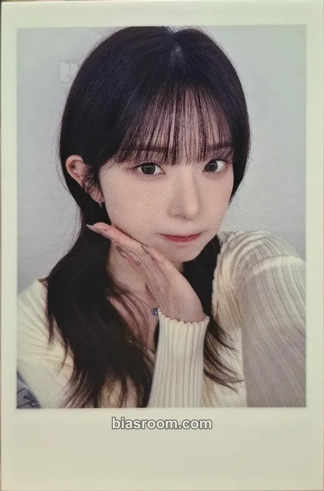 Kotone tripleS Beyond Beauty K-pop photocard