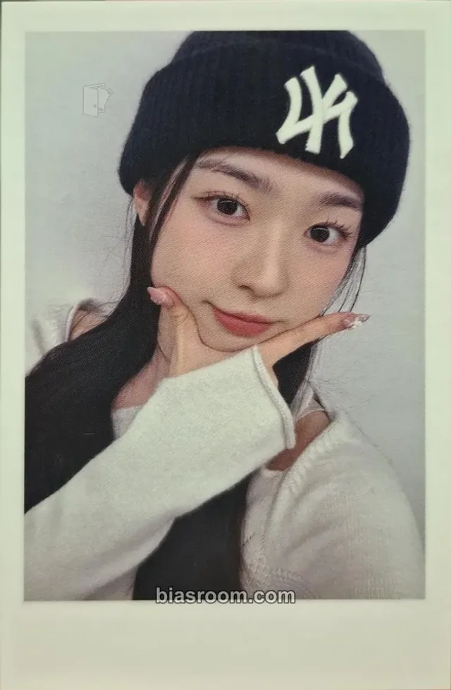 Soomin tripleS Beyond Beauty K-pop photocard