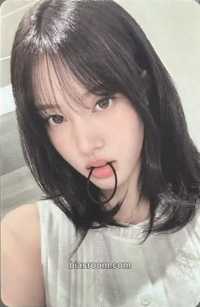 Yoon STAYC 2:LOVE K-pop photocard