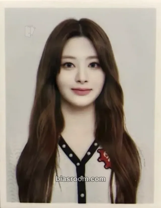 Seeun STAYC KCON Japan 2023 K-pop photocard