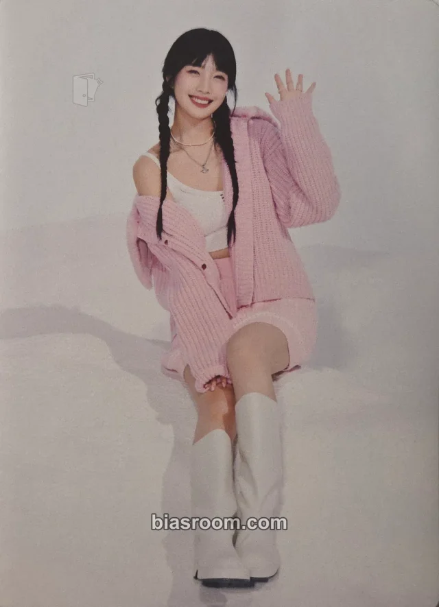 Joy Red Velvet SMTown Live 2023/2024: SMCU Palace K-pop photocard