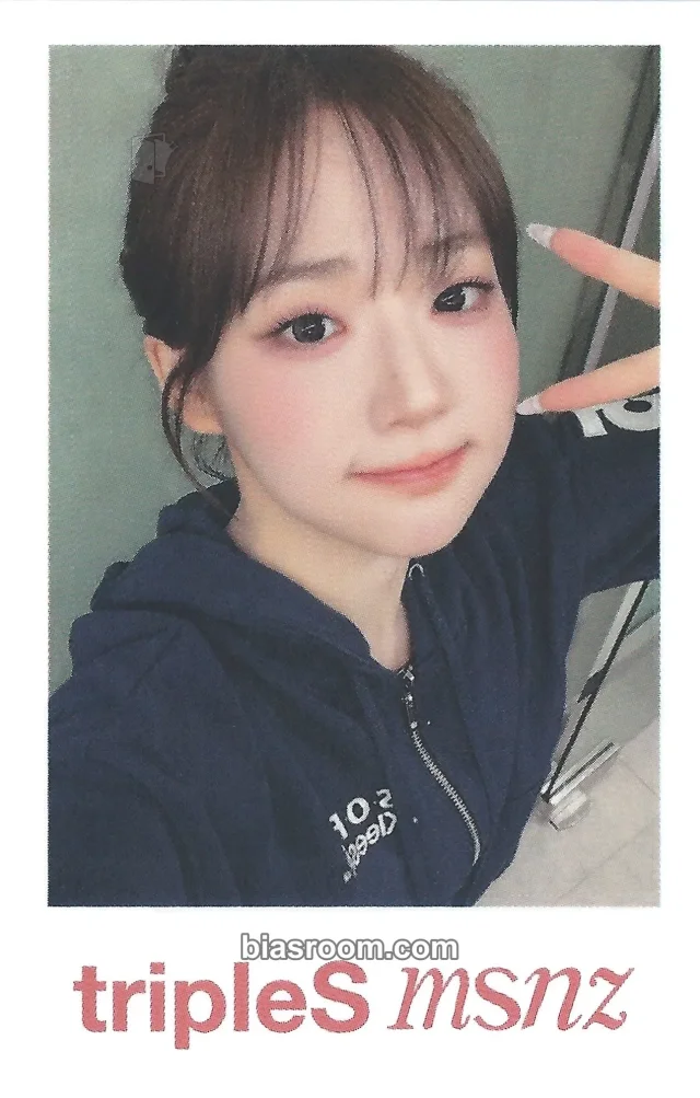Seoyeon tripleS Beyond Beauty K-pop photocard
