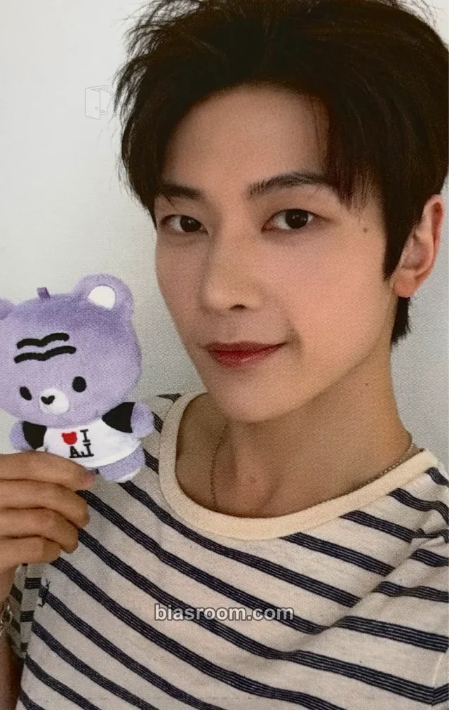 Matthew ZEROBASEONE Ascend- K-pop photocard