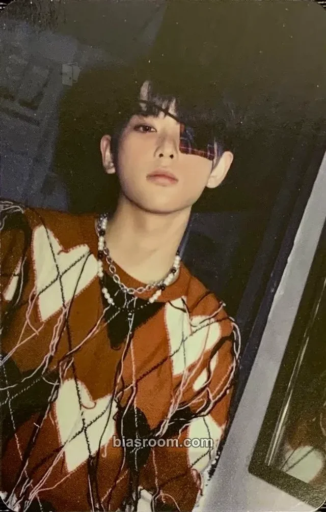 Photocard K-pop Harua  &TEAM First Howling : NOW 