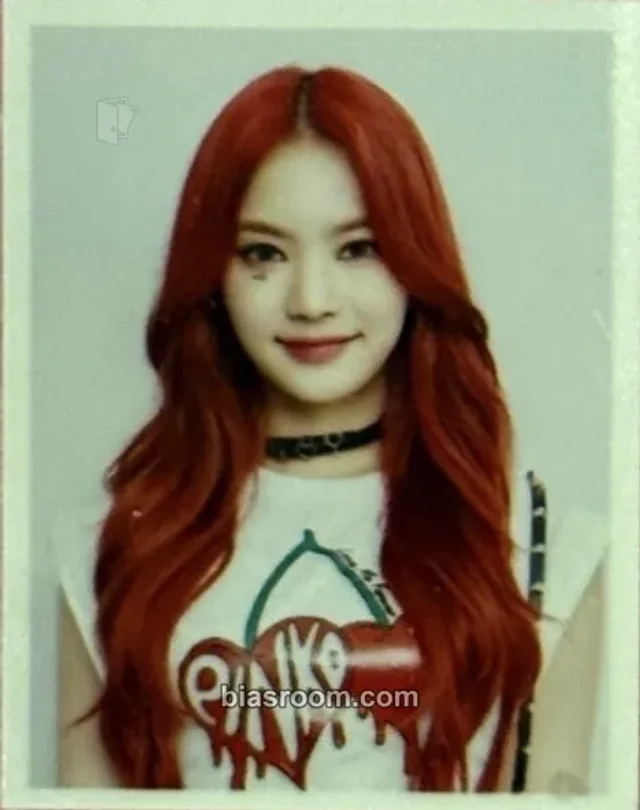 Isa STAYC KCON Japan 2023 K-pop photocard