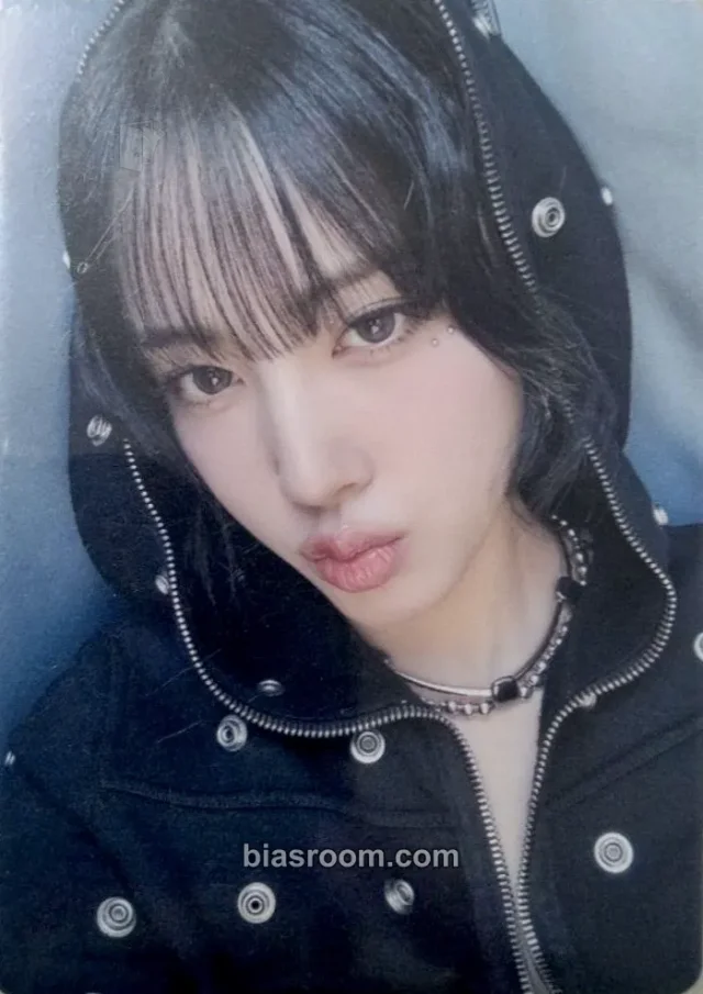 Yoon STAYC STAY TUNED World Tour K-pop photocard