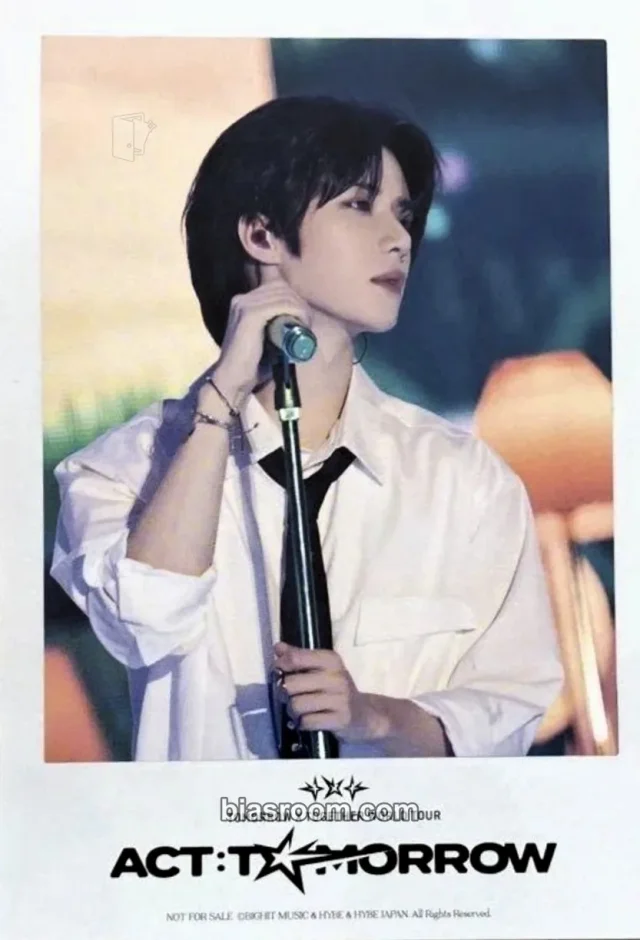 Beomgyu TOMORROW X TOGETHER Hybe Cinefest K-pop photocard