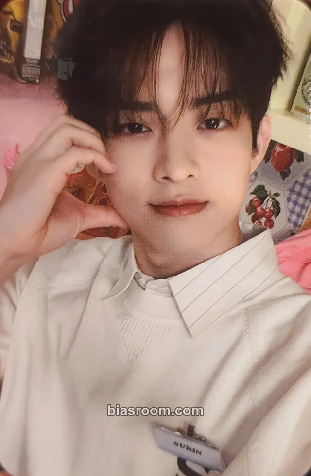 Subin VICTON Season's Greetings (2020, 2021, 2022, 2023) K-pop photocard