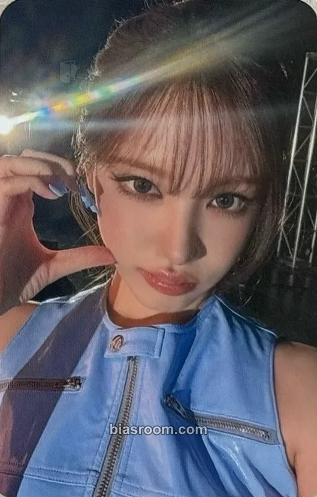 Liz IVE Looks Can Kill K-pop photocard