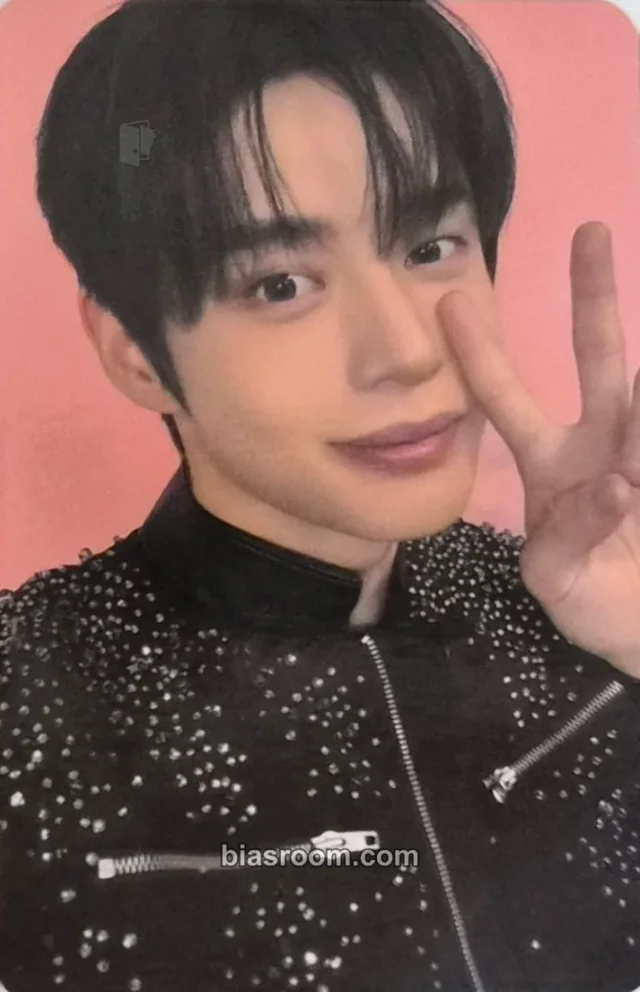 Jiwoong ZEROBASEONE KCON 2026 K-pop photocard