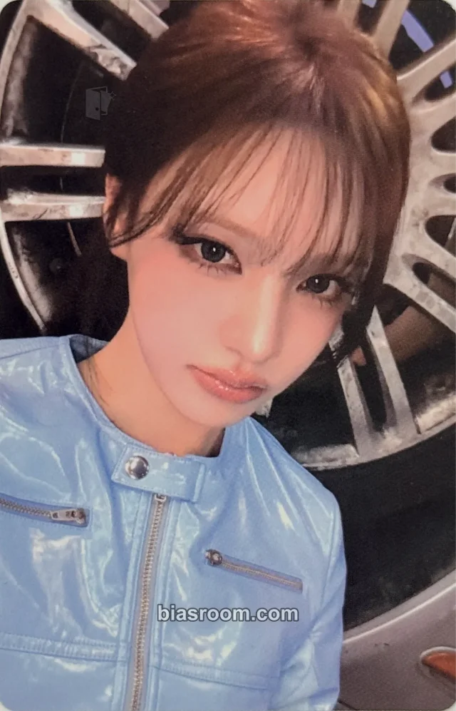 Photocard K-pop di Liz IVE Looks Can Kill