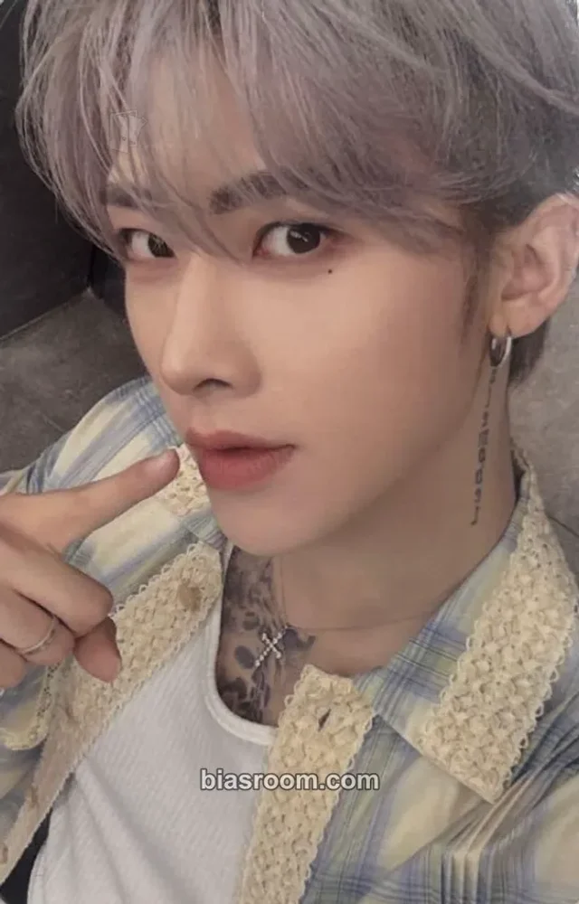 Ricky AND2BLE Billboard Magazine K-pop photocard
