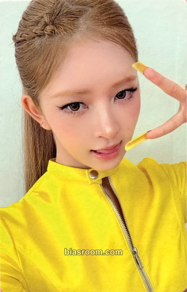 Photocard K-pop di Rei IVE Looks Can Kill