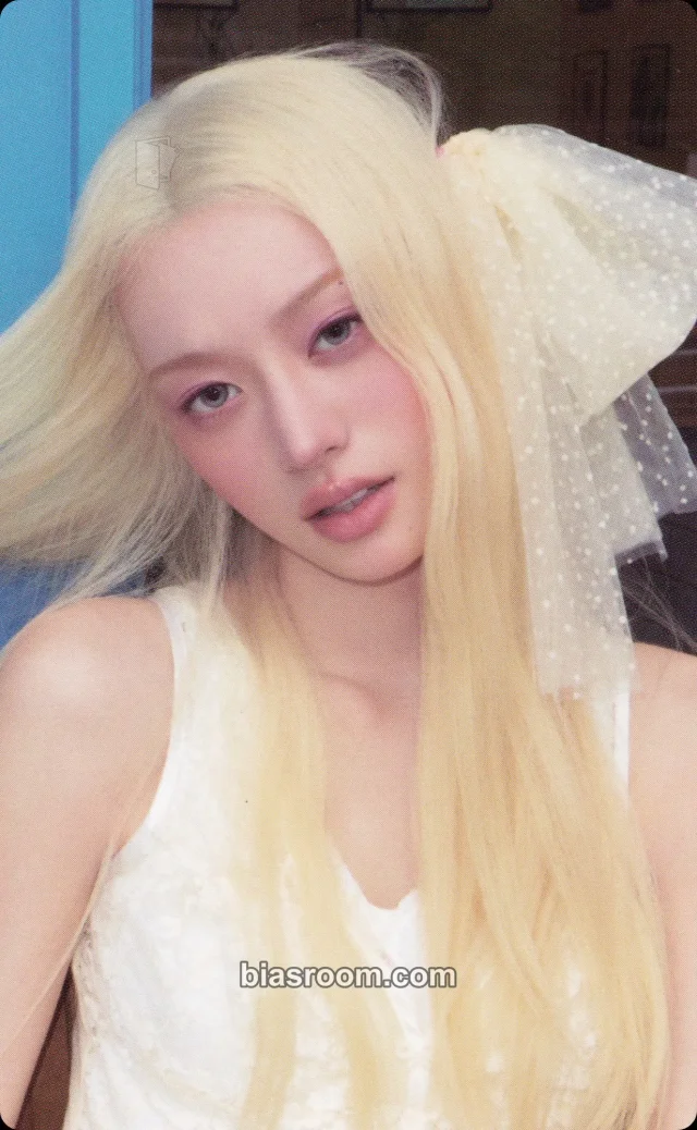 Minju ILLIT BREAK EVEN K-pop photocard