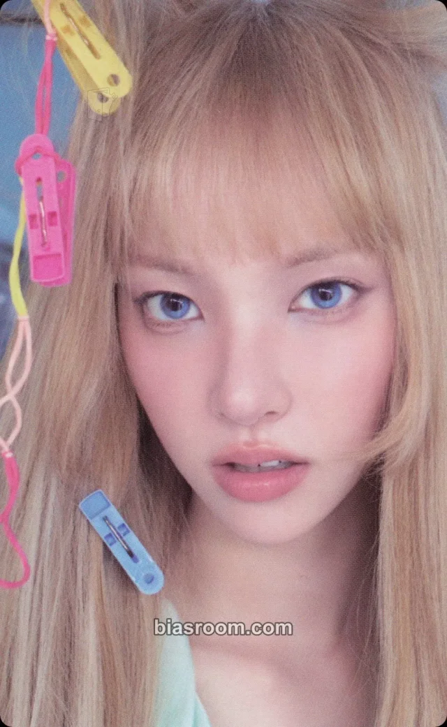 Yunah ILLIT BREAK EVEN K-pop photocard