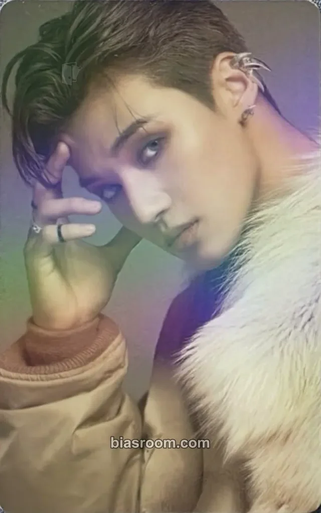 Wooyoung ATEEZ Higher Timepiece × ATEEZ K-pop photocard