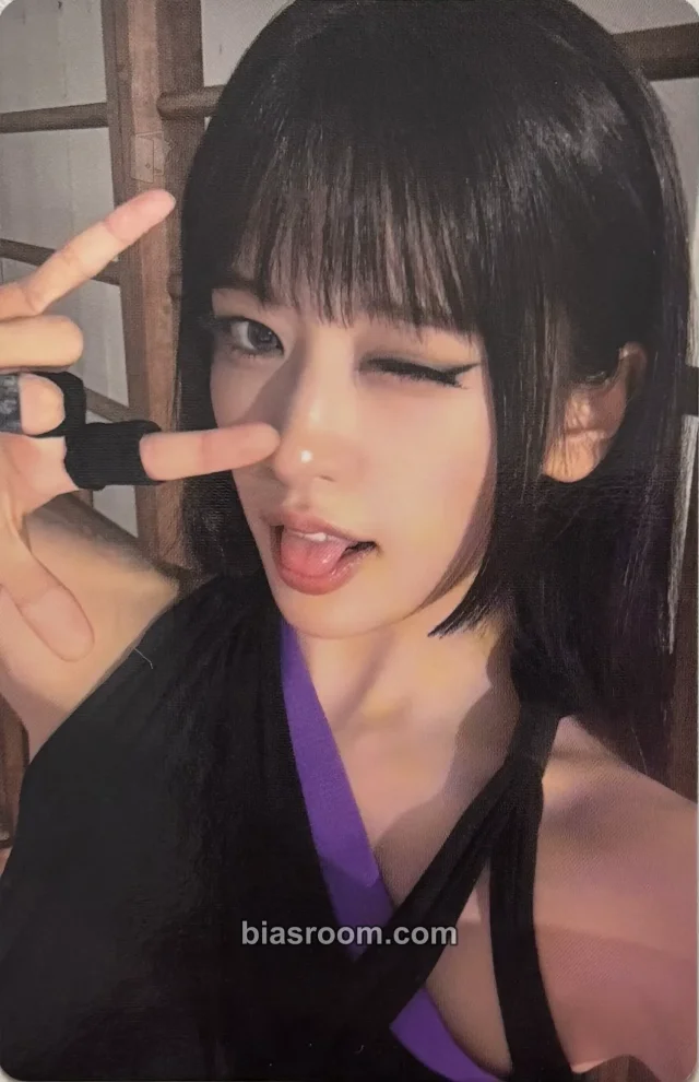 Yujin IVE Looks Can Kill K-pop photocard