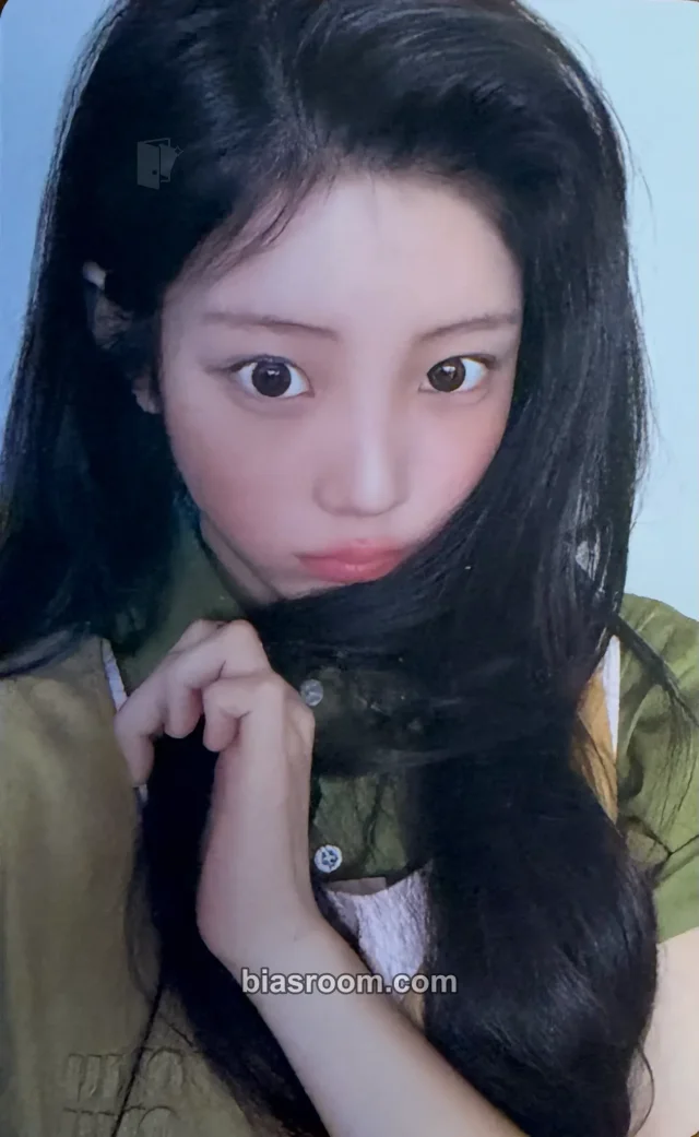 Wonhee ILLIT BREAK EVEN K-pop photocard